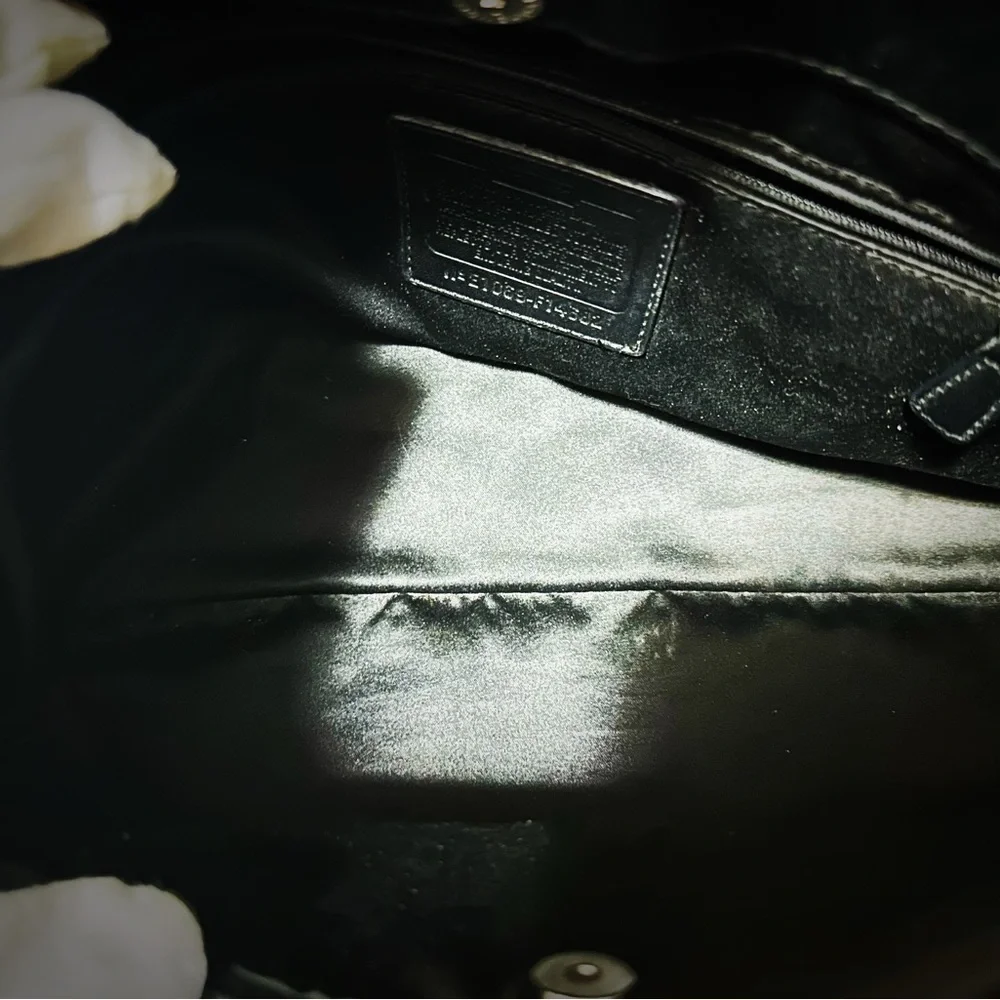 Vintage style Y2K Coach Black Leather Tote Bag shoulder bag - Picture 7 of 16